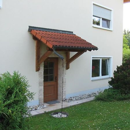 Ferienwohnung Im Gruenen Illschwang Экстерьер фото