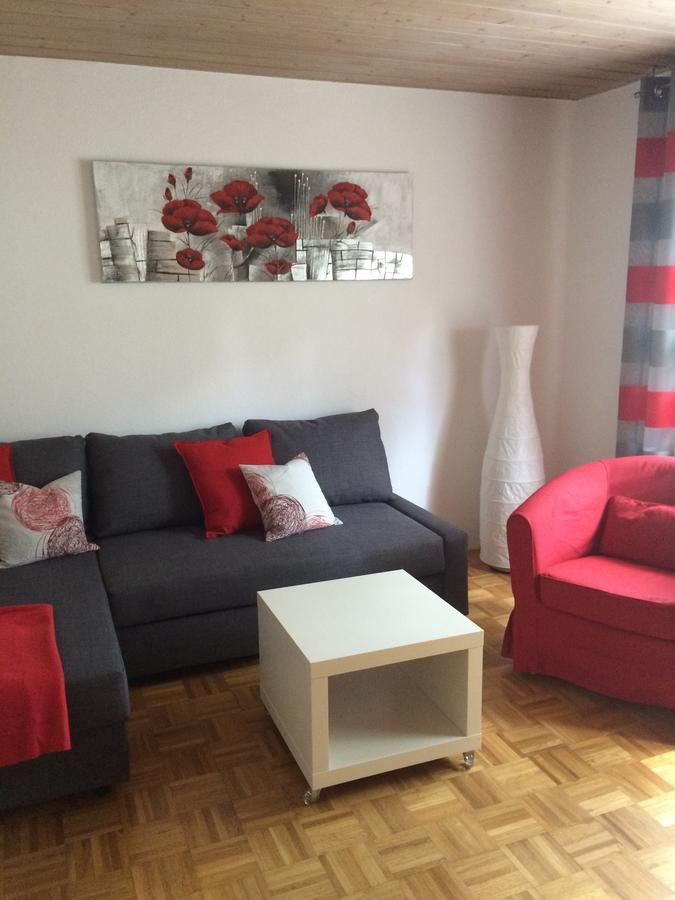Ferienwohnung Im Gruenen Illschwang Экстерьер фото